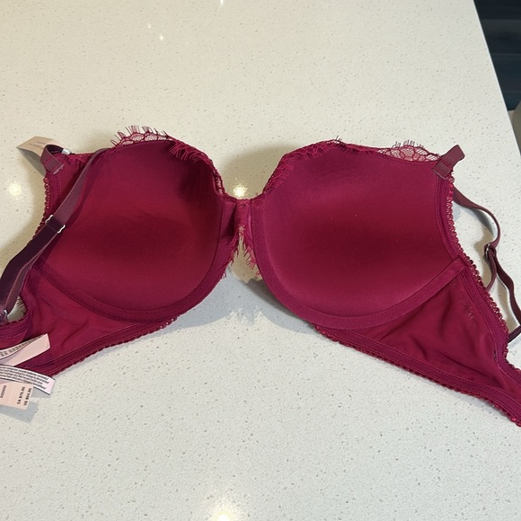 Victoria’s Secret Burgandy Dream Angels Push Up Bra Size 32DDD NWT - Picture 9 of 13